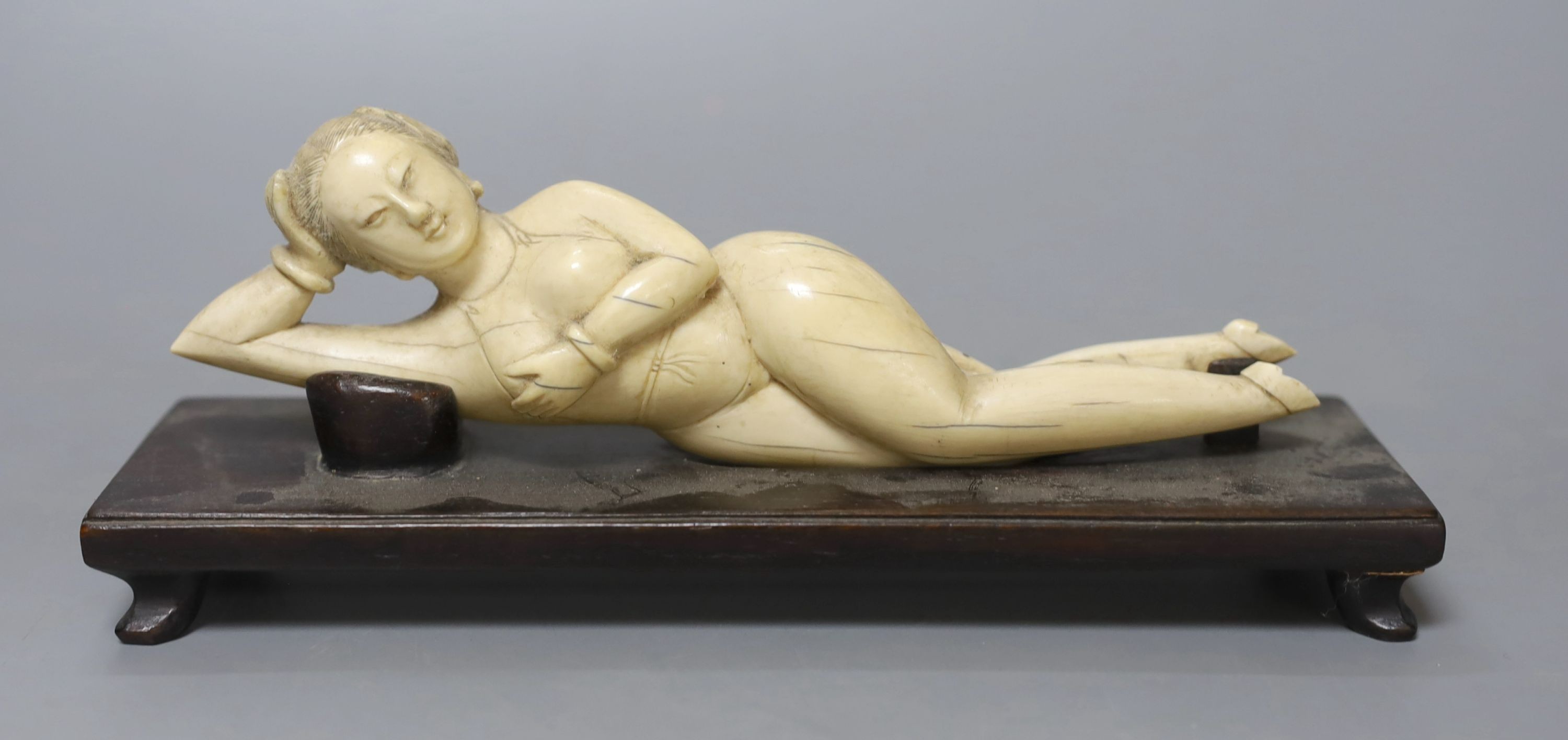 A Chinese ivory female nude medicine figure, on plinth, 19th century, 20cm